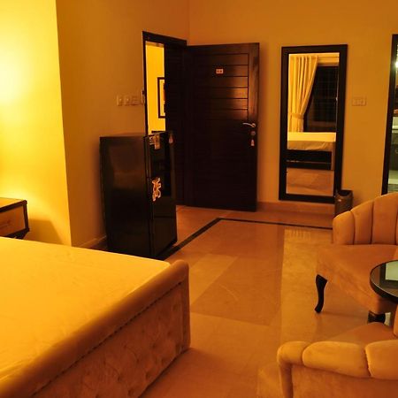 Reina Boutique Hotel - G6/3 Islamabad Esterno foto