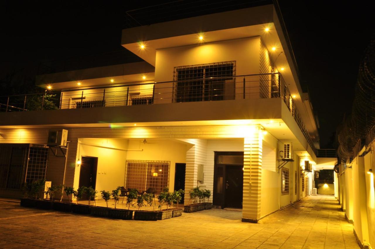 Reina Boutique Hotel - G6/3 Islamabad Esterno foto