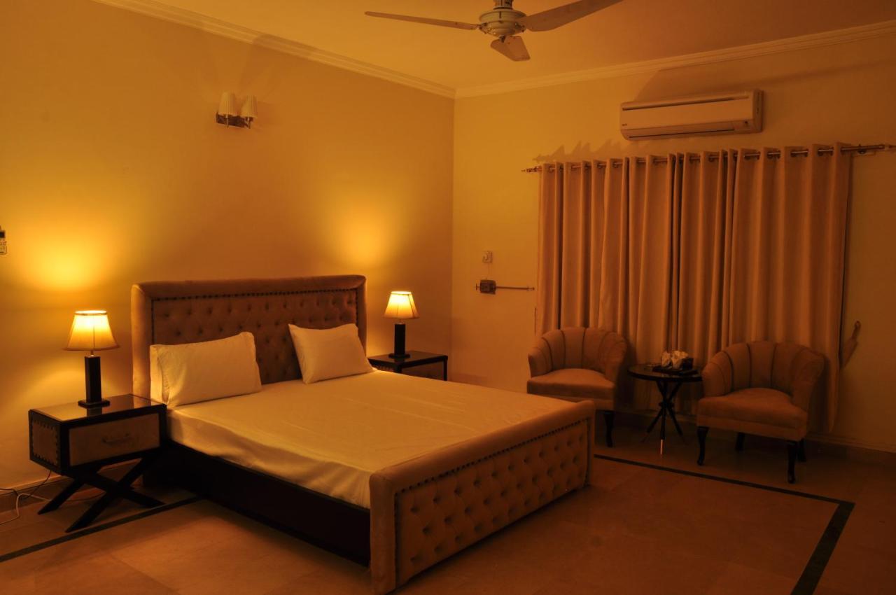 Reina Boutique Hotel - G6/3 Islamabad Esterno foto
