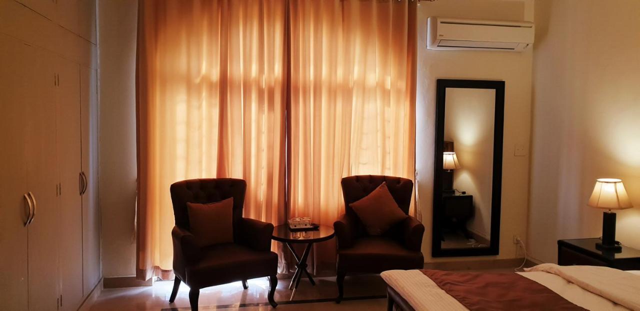 Reina Boutique Hotel - G6/3 Islamabad Esterno foto
